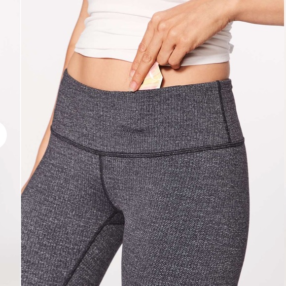 Lululemon Wunder Under - Picture 3 of 6